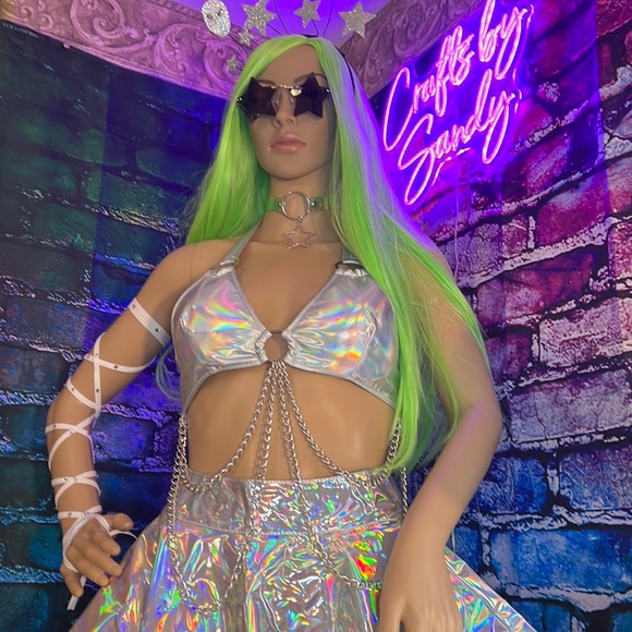 EUC White Rave Skirt - Picture 5 of 8